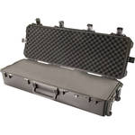 Pelican iM3220 Storm Case with Foam (Black)