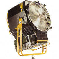 DeSisti Leonardo 20/24KW Fresnel with Dimmer and Switch