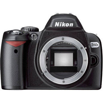 Nikon D40x SLR Digital Camera (Camera Body)