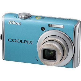 Nikon Coolpix S620 Digital Camera (Sky Blue)