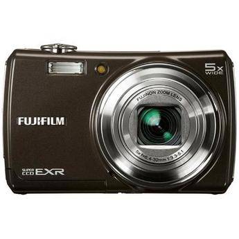 Fujifilm FinePix F200EXR Digital Camera with Deluxe Accessory Kit (Black)