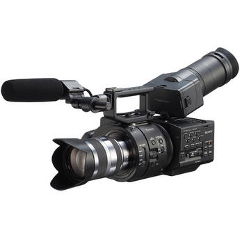 Sony NEX-FS700UK Super 35 Camcorder with 18-200mm Lens
