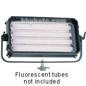 Arri Studio Cool 4 Fluorescent Fixture - DMX Dimming, Stand Mount (230V)