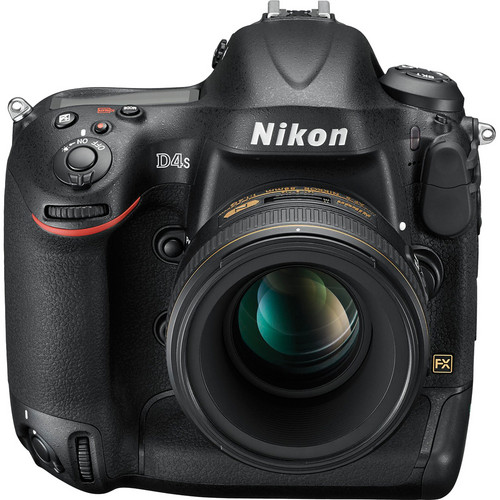 Nikon D4S DSLR Camera