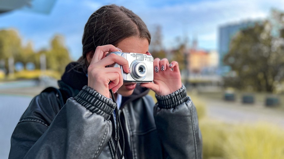 Best Budget Point-and-Shoot Cameras for Vibes and Aesthetics