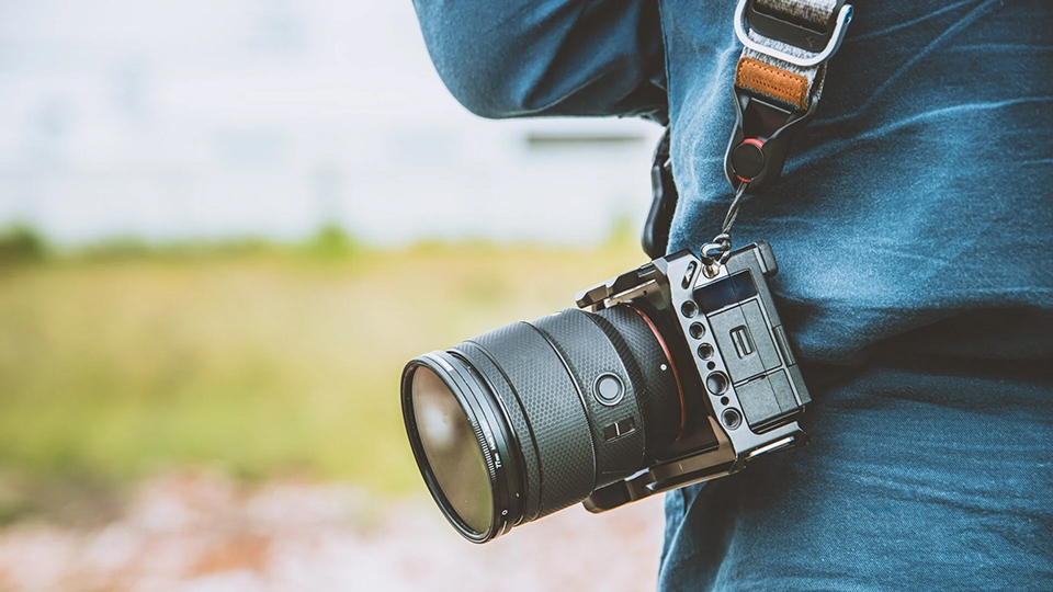 What Is a Mirrorless Camera and How Does It Work? — from DIY Photography