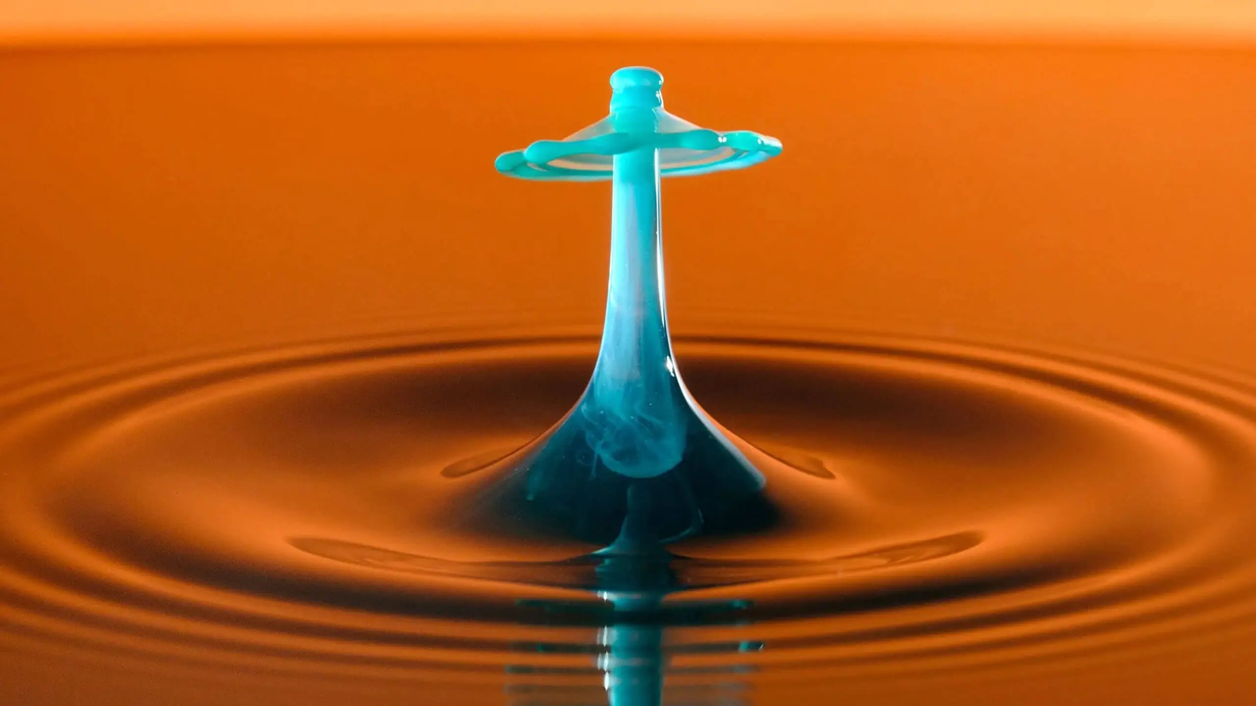 Mixing Liquids to Improve Your Water-Drop Photography — from Photofocus