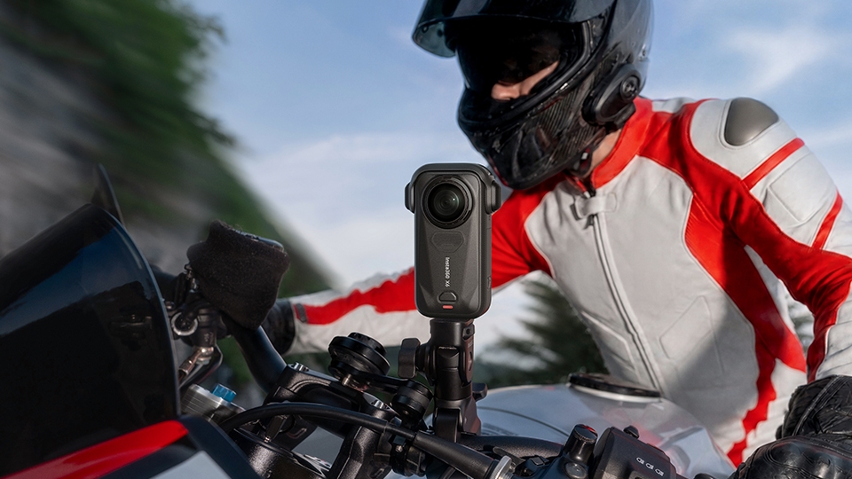 Insta360 Unveils X6 360° Camera with 1/1.1” Sensors and 8K50p