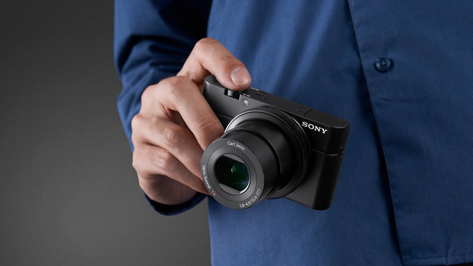 What Makes Sony’s DSC-RX100 an Iconic Point-and-Shoot
