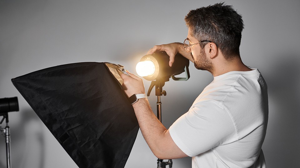 Tips for Building a One-Light Portrait Kit