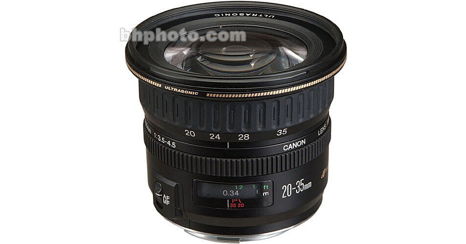 Canon Zoom Super Wide Angle EF 20-35mm f/3.5-4.5 USM 2545A003