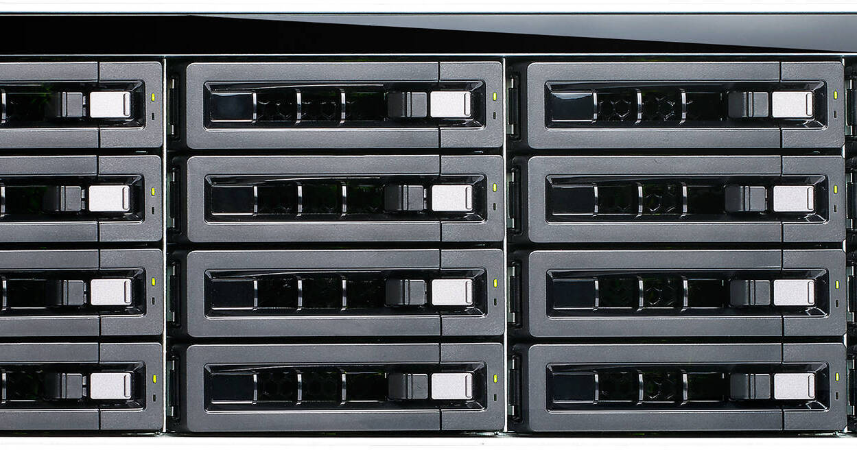 QNAP Qnap 3U 16-Bay 10Gbe Nas And Iscsi