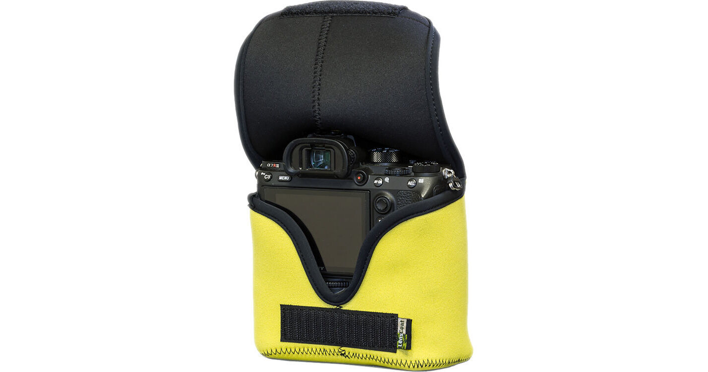 LensCoat BodyBag M for Sony Alpha a7 III, a7R III, a7R LCBBMGYE