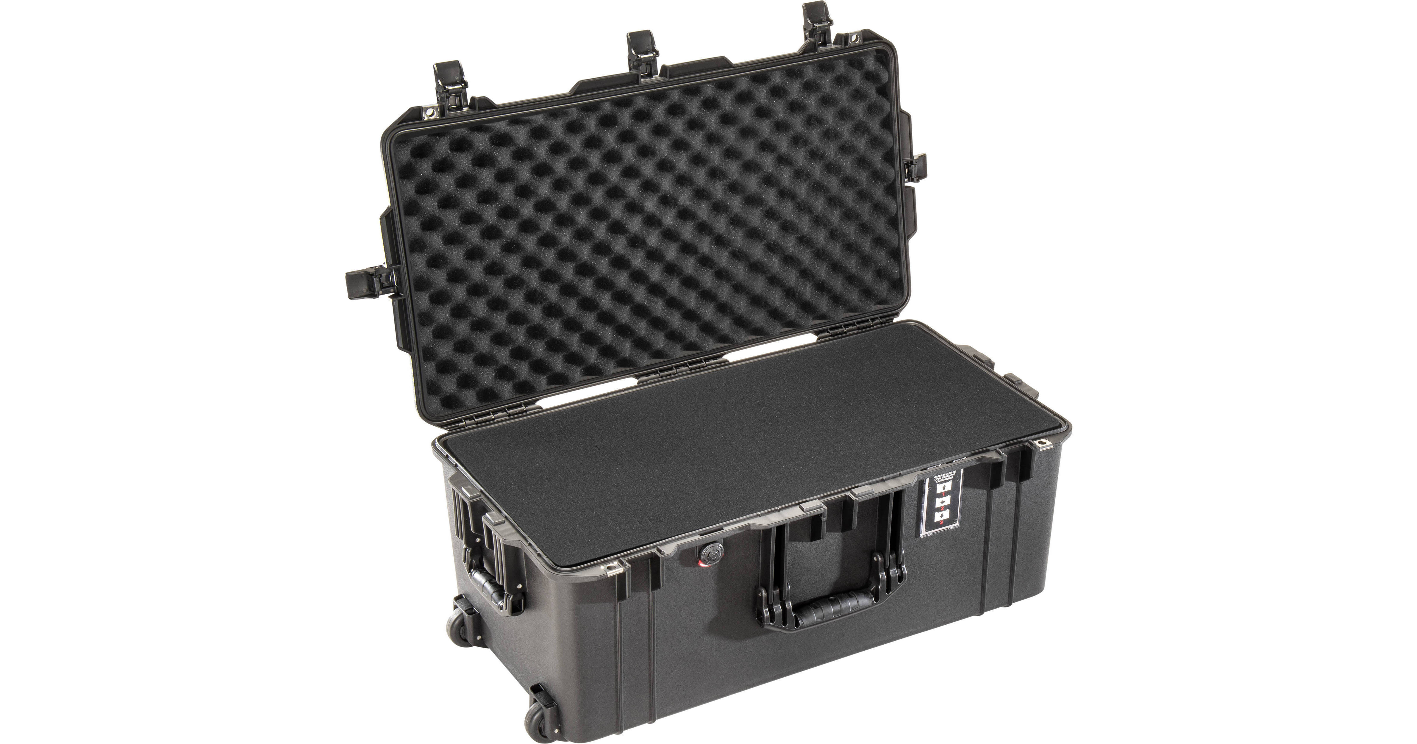 Pelican 1626 Wheeled Air Case with Foam (Black) 016260-0000-110