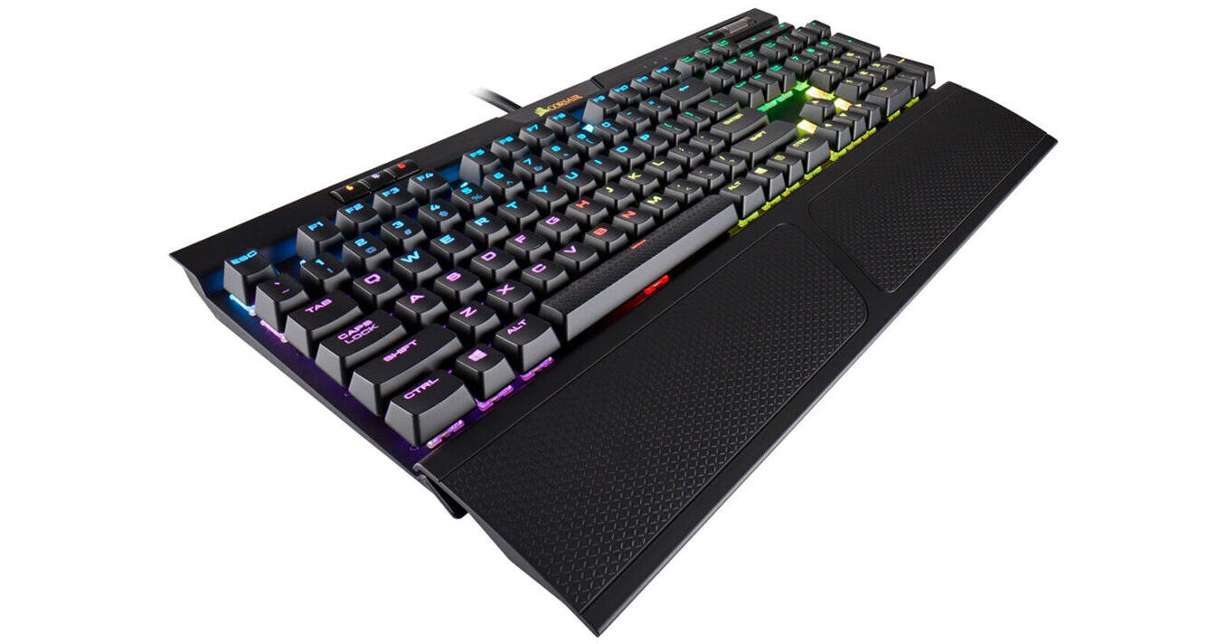 Corsair K70 RAPIDFIRE Mechanical Gaming Keyboard CHERRY® MX SPEED