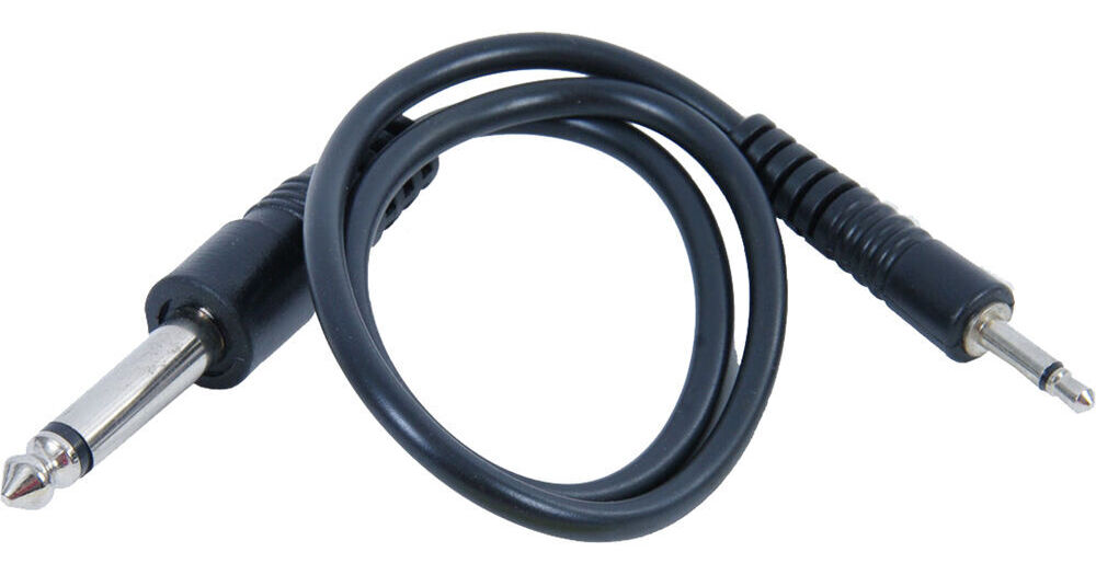 Zuma Flash Sync Cable (3.5mm Miniphone to 1/4" Phono, 16")