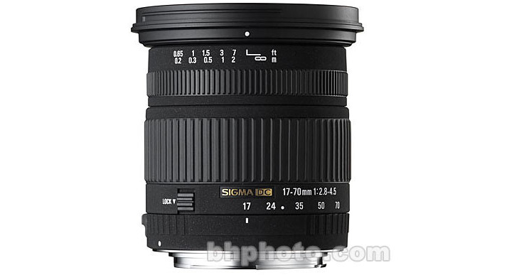 Sigma Zoom Super Wide Angle AF 17-70mm f/2.8-4.5 DC Macro Autofocus Lens  for Canon Digital SLR Cameras