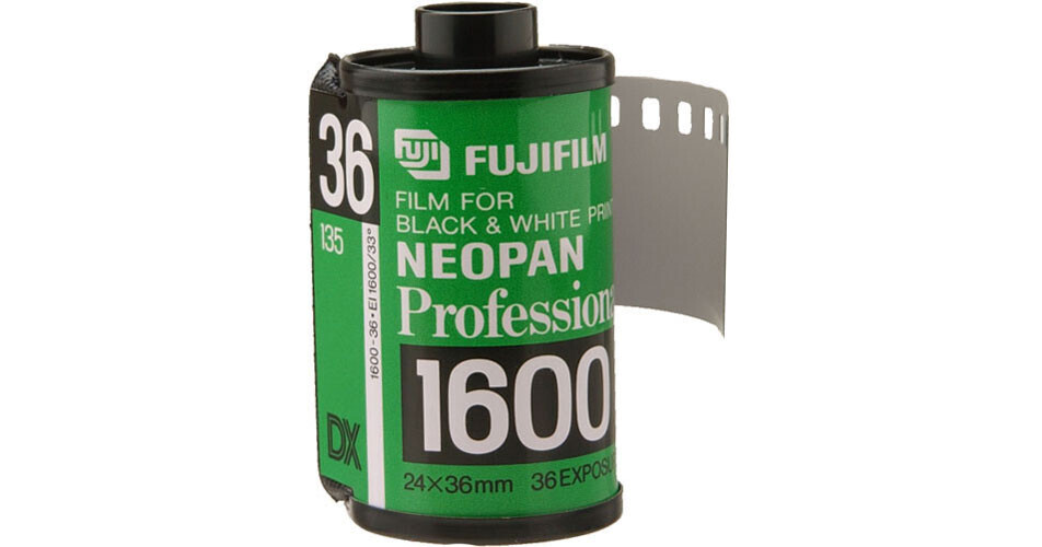 FUJIFILM Neopan-1600 135-36 Professional Black & White Print