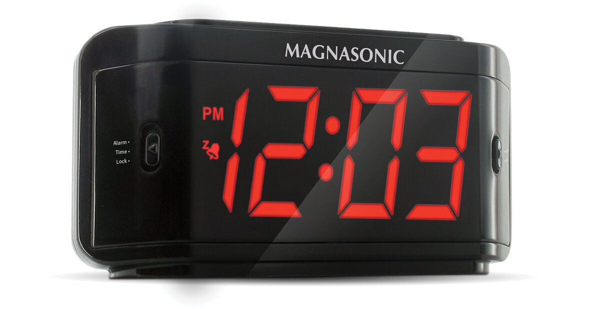 Defender Covert Alarm Clock DVR with Builtin Color ST300SD B&H