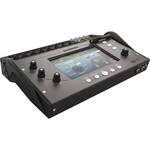 CQ-18T Compact Digital Mixer