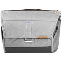 Peak Design Everyday Messenger 15" Version 1