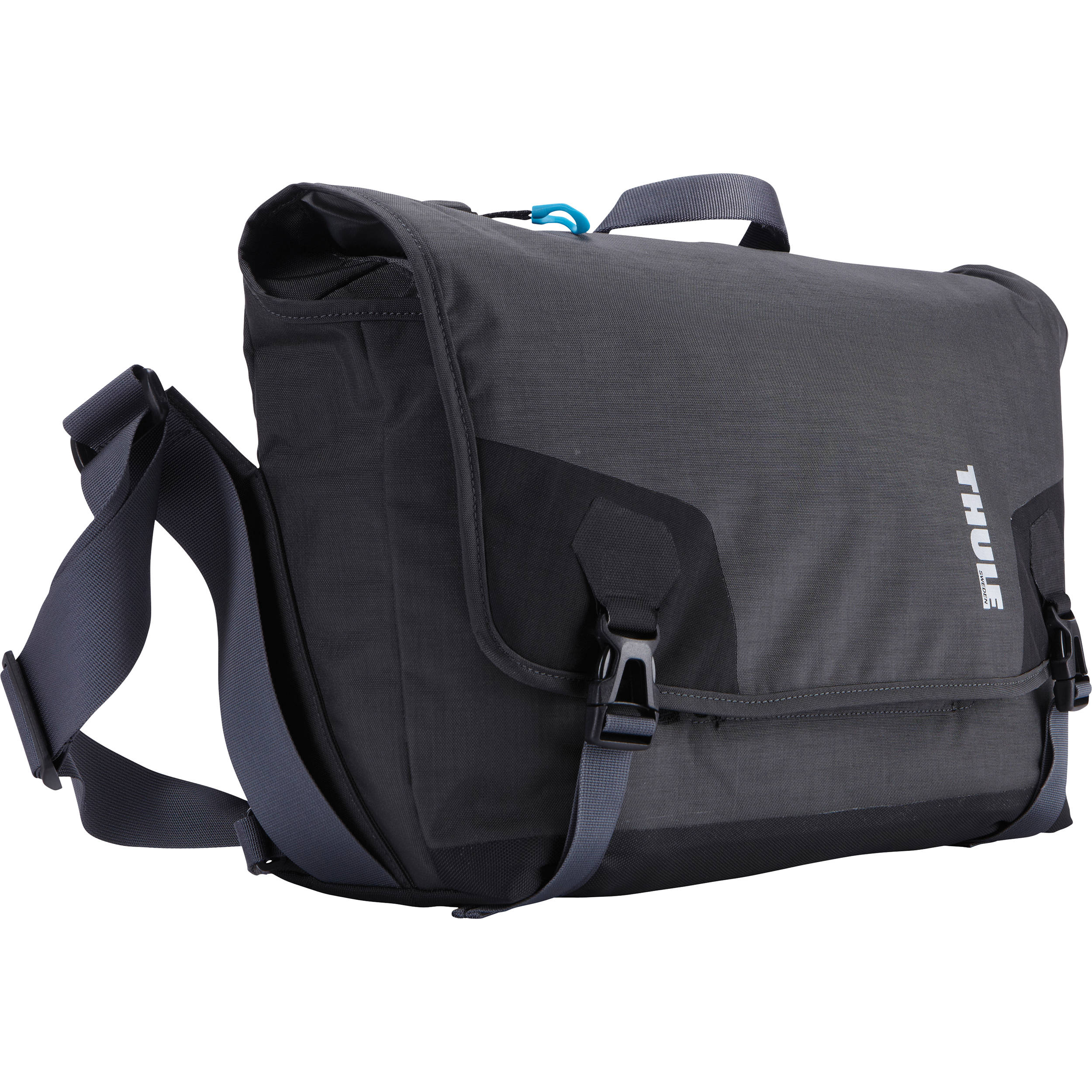 thule messenger bag