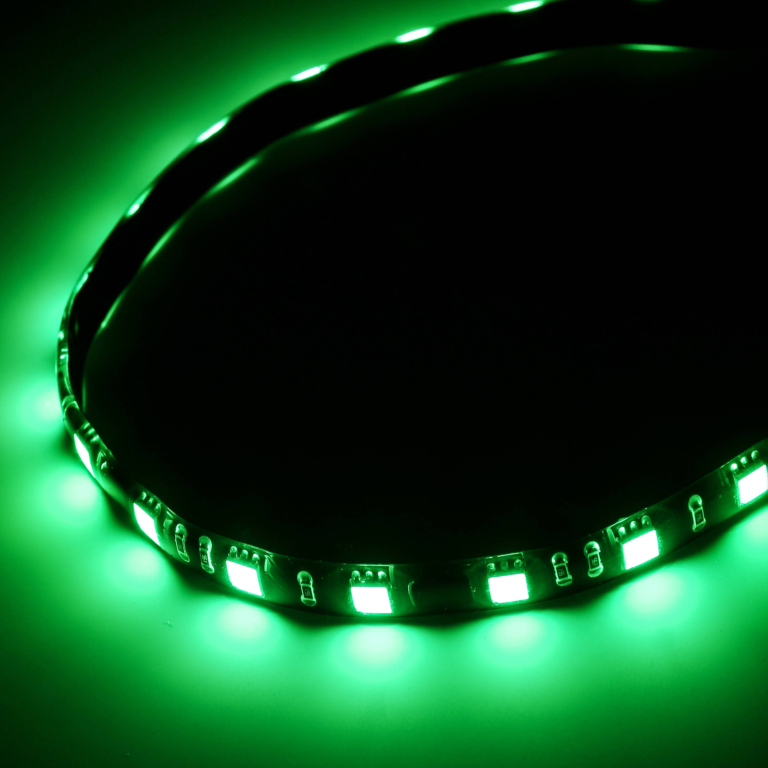 Magnetic led strip