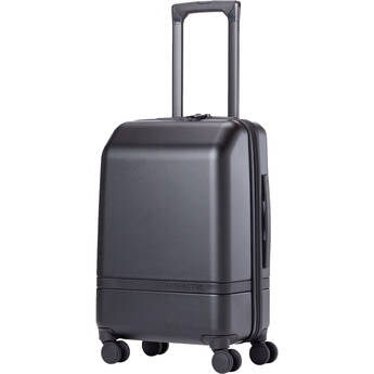 Nomatic Carry-On Classic 22" Spinning Suitcase