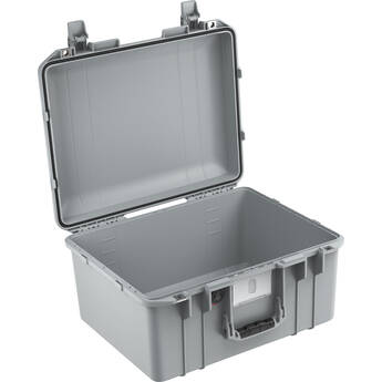 Pelican 1557AirNF Hard Carry Case with Liner, No Insert (Silver)