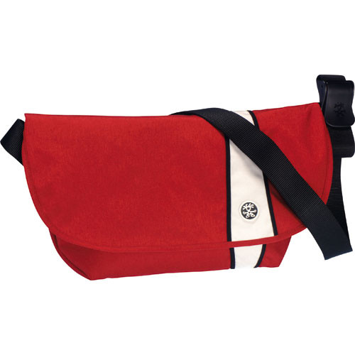 crumpler small messenger bag