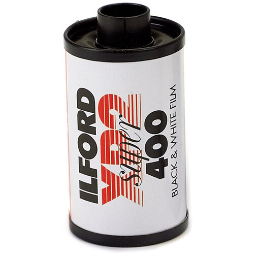 Ilford XP2 Super Black and White Negative Film (35mm Roll Film 24 Exposures)
