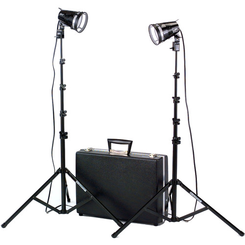 Smith-Victor K102 Kit 2-Light 1200 Watt Quartz Portable Attache Kit