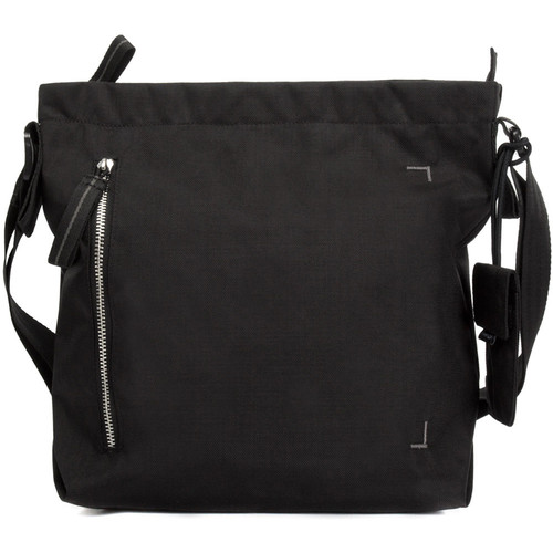 nomatic navigator sling
