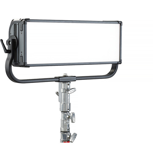 ETC fos/4 Small Lustr X8 LED Light Panel