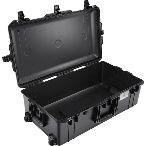 Pelican 1615AirNF Wheeled Hard Case with