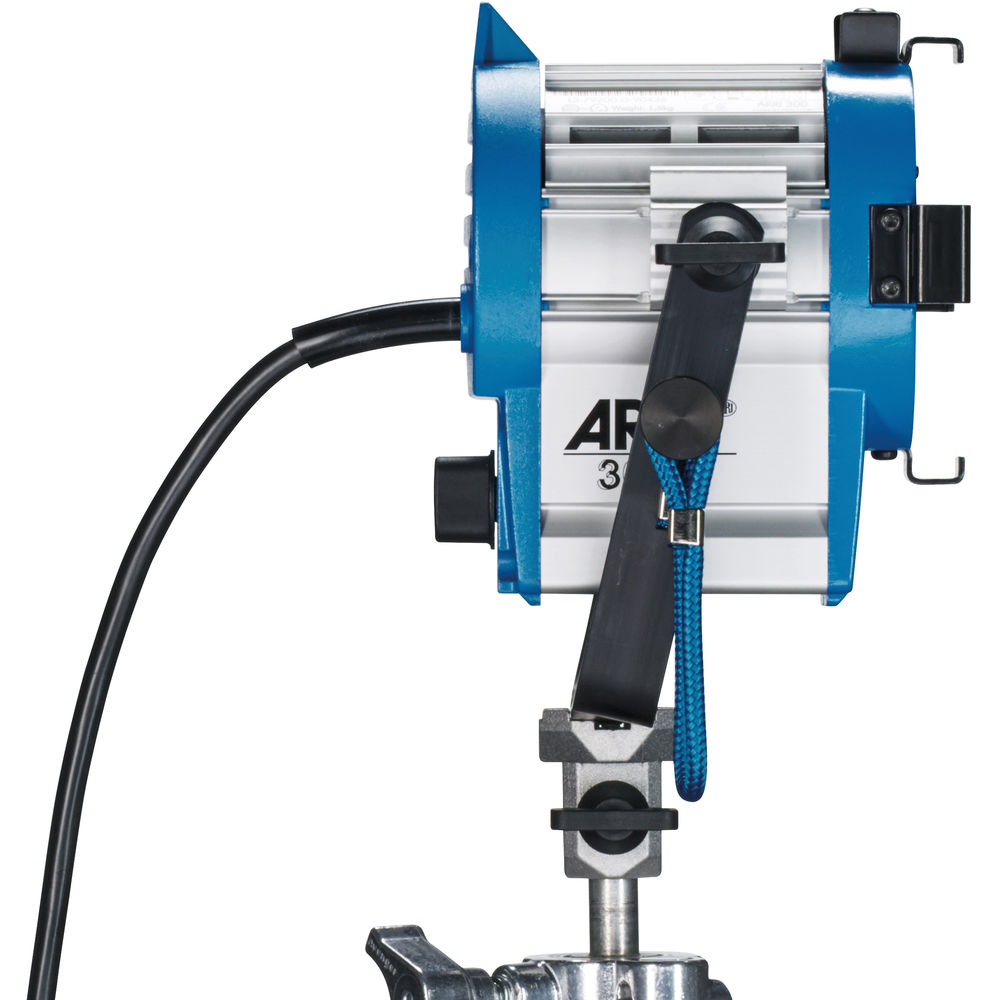 Arri 300W+ Tungsten Fresnel - image 4