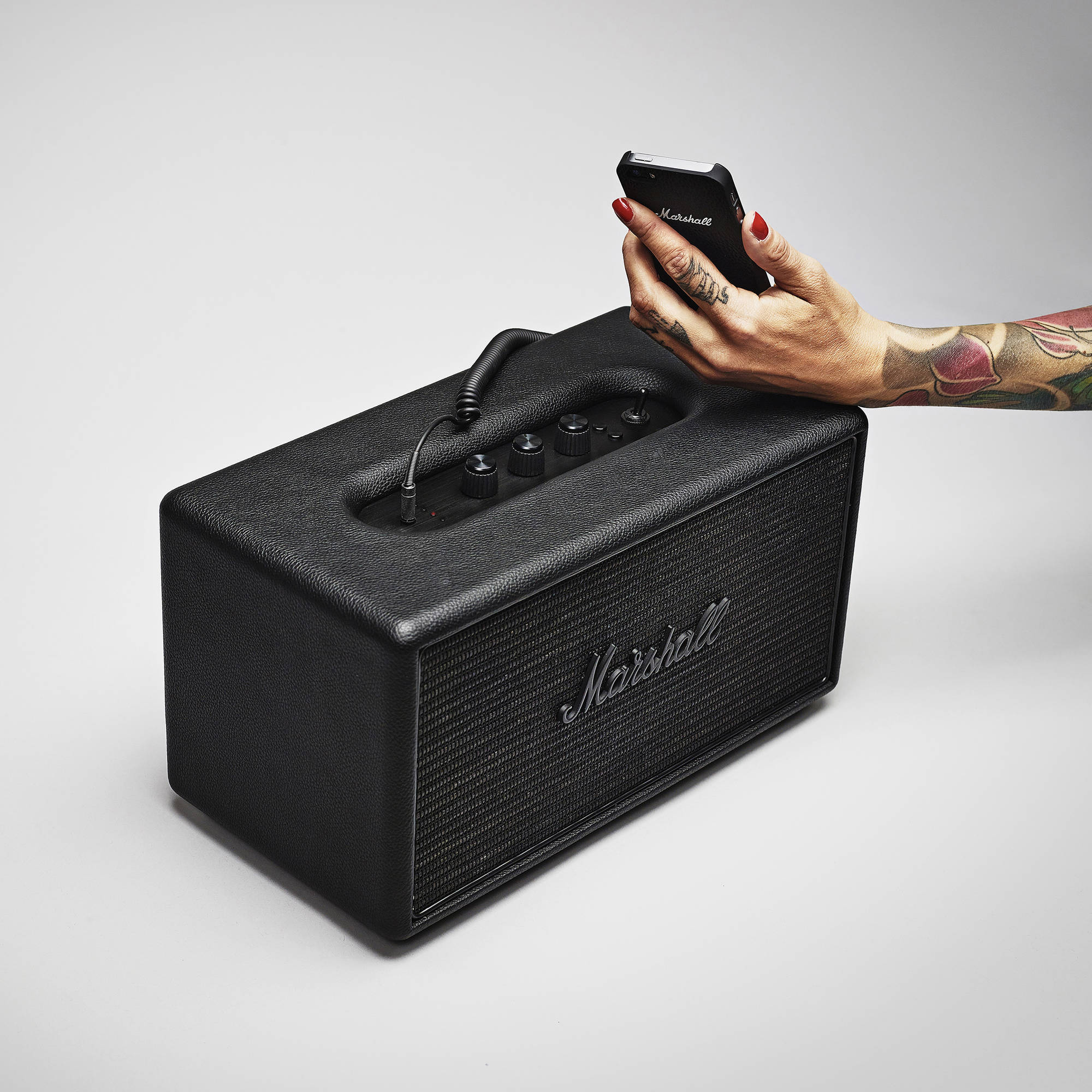 marshall stanmore pitch black