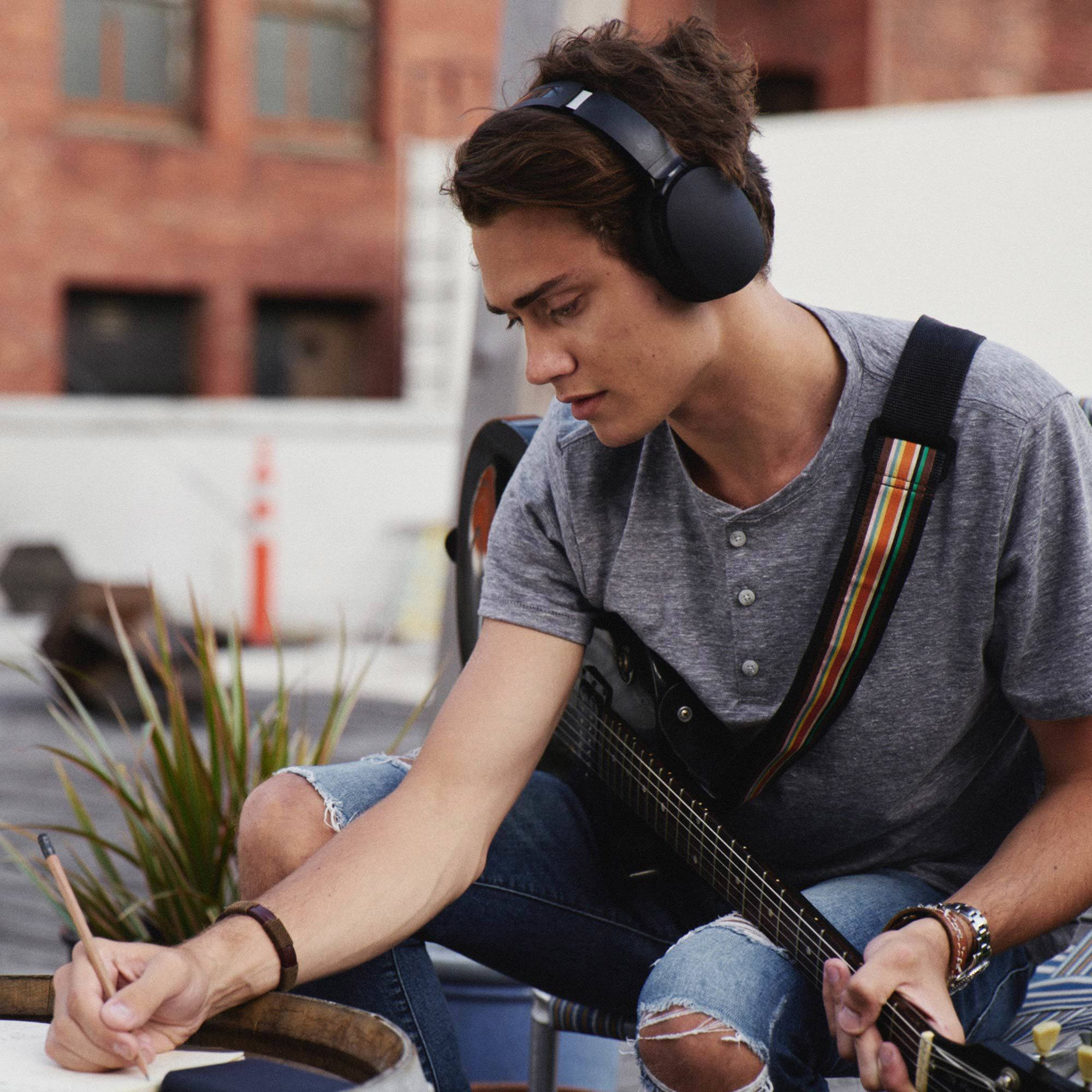 skullcandy hesh 3 bluetooth version
