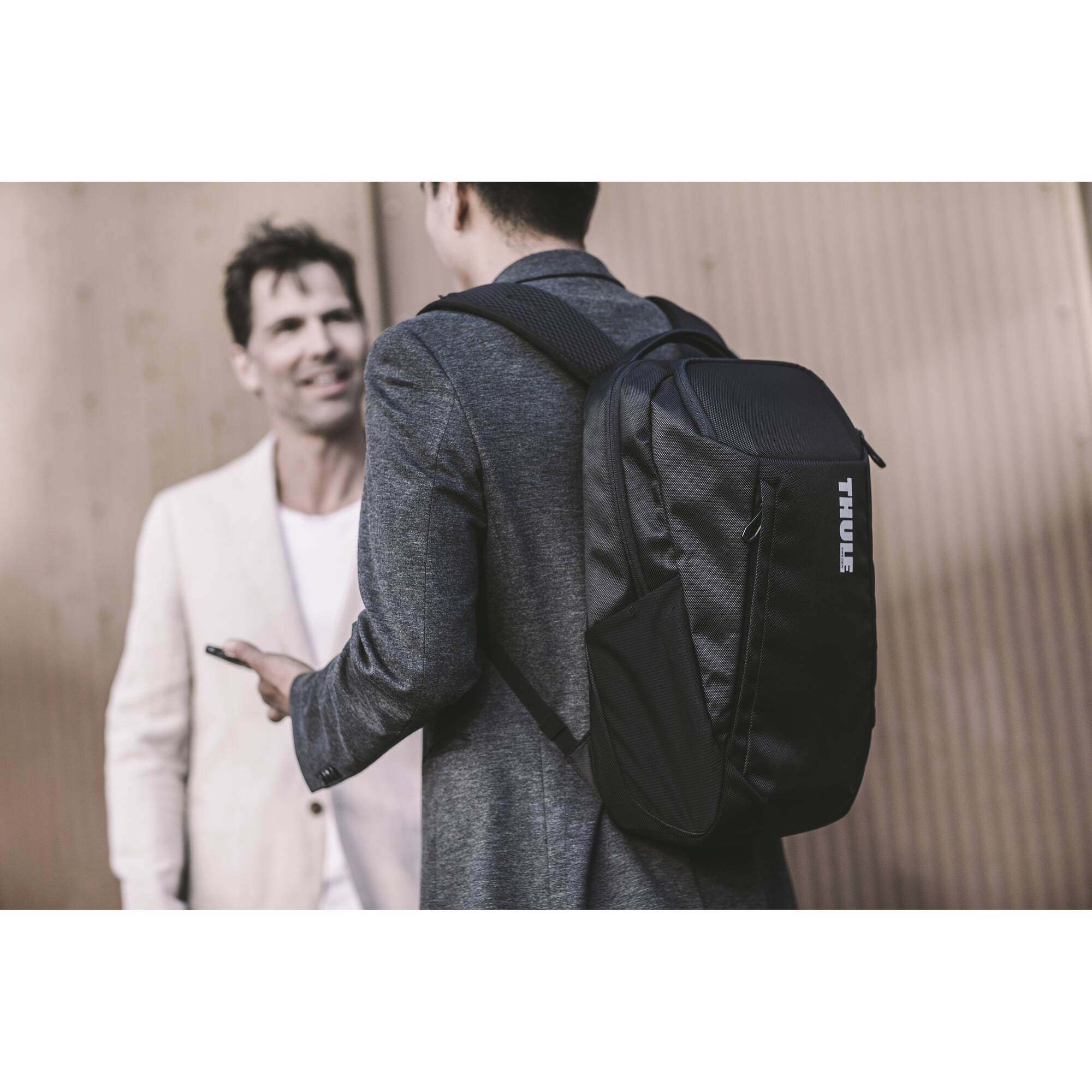 thule accent backpack 20l