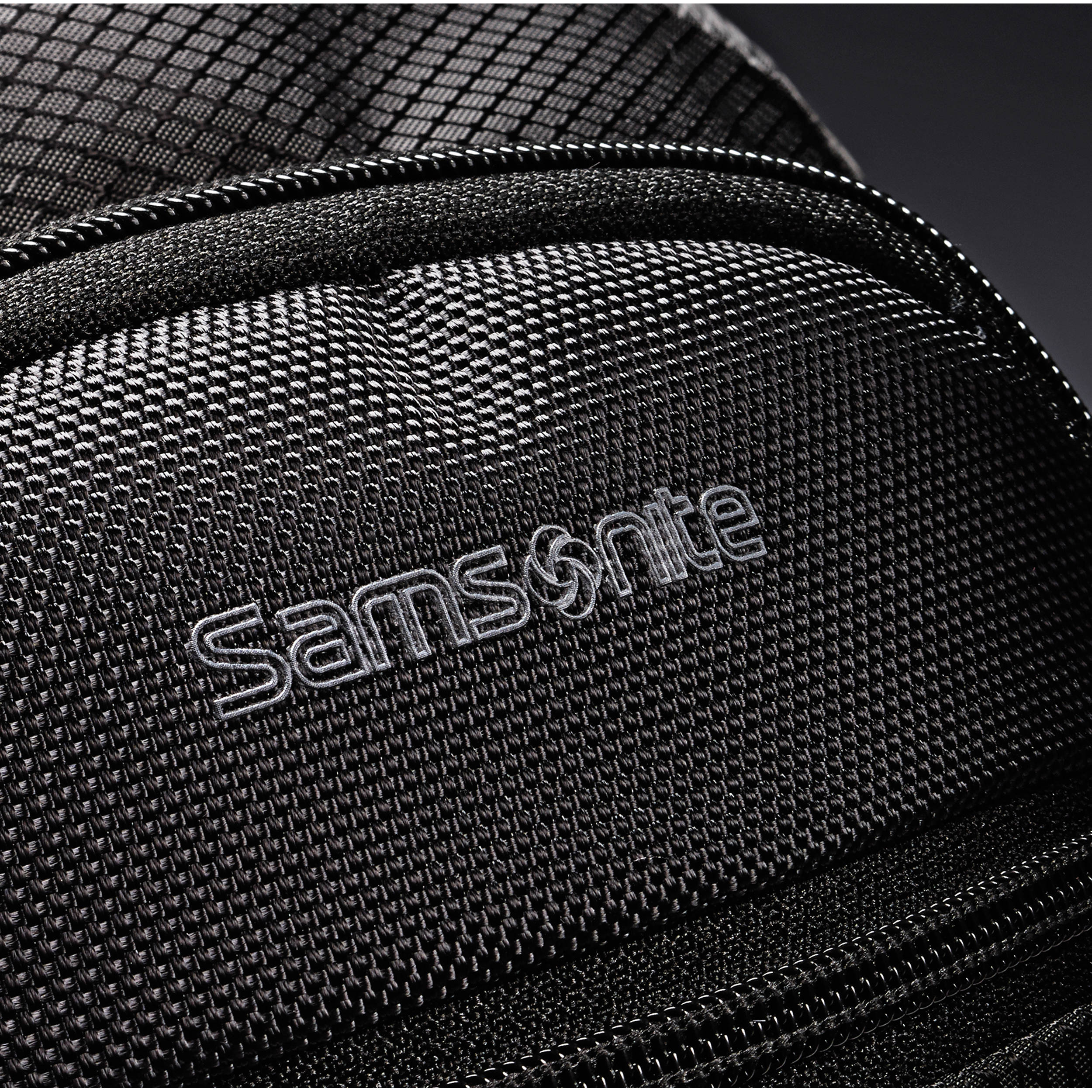 samsonite tectonic 2 medium