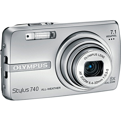 Olympus Stylus 740, 7.1 Megapixel, 5x Optical/5.6x Digital Zoom, Digital  Camera (Silver)