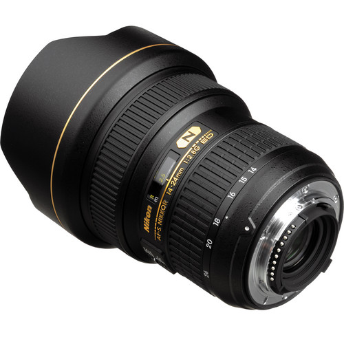Nikon AF-S Nikkor 14-24mm camera lens