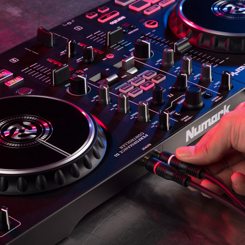 Numark Mixtrack Pro FX DJ Controller for Serato MIXTRACK PRO FX