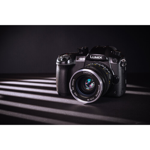 mitakon 17 mm 0.95