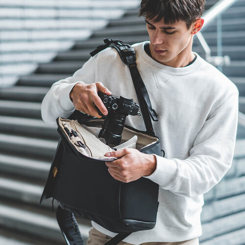 PGYTECH OneGo Backpack (Obsidian Black)