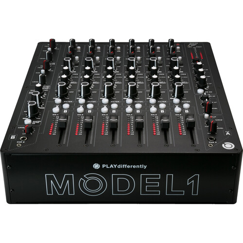 foto lezer Rot PLAYdifferently MODEL 1 Premium 6-Channel Analog DJ AH-MODEL-1