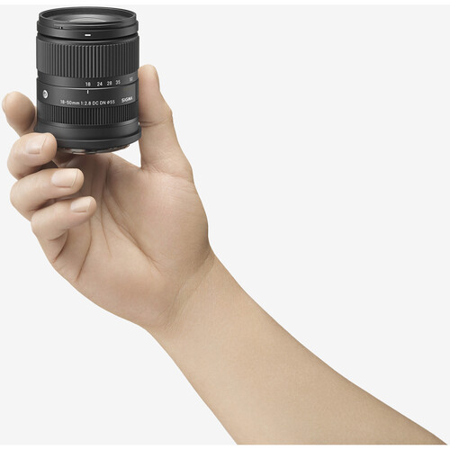 Sigma 18-50mm f/2.8 DC DN Contemporary Lens for Sony E 585965