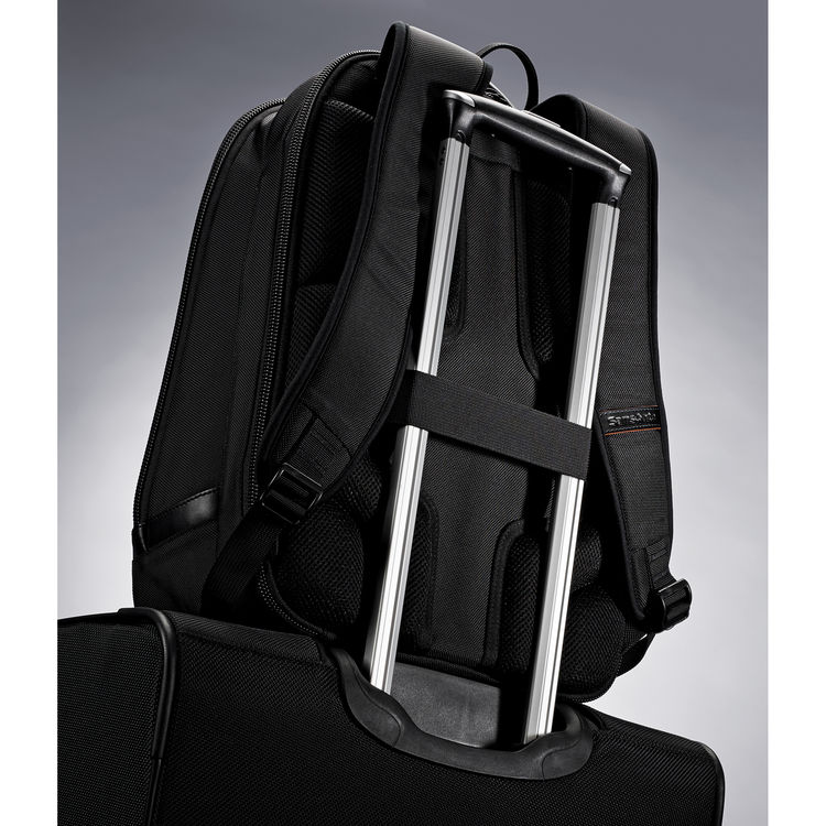 samsonite pro 4 dlx urban laptop backpack