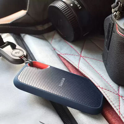 SanDisk 1TB Extreme Portable SSD V2 (Black) SDSSDE61-1T00-G25