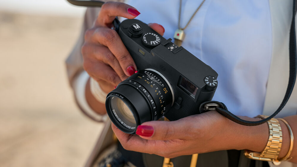 Leica Summilux-M 50mm f/1.4 ASPH. Lens (Leica M, Black) 11728